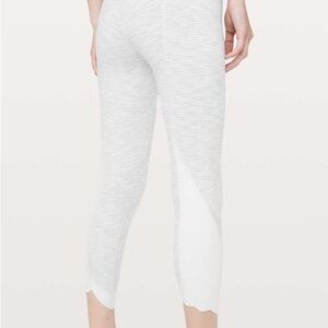 Lululemon Wunder Under Crop II Roll Down Scallop Luxtreme 24”